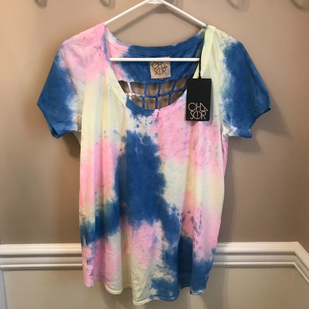 CHASER Rope Ladder Back Tie Dyed Shirt in Size M